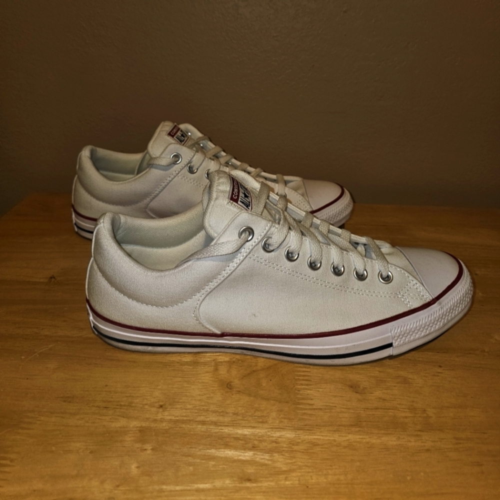 Converse All-Star Tennis Shoes